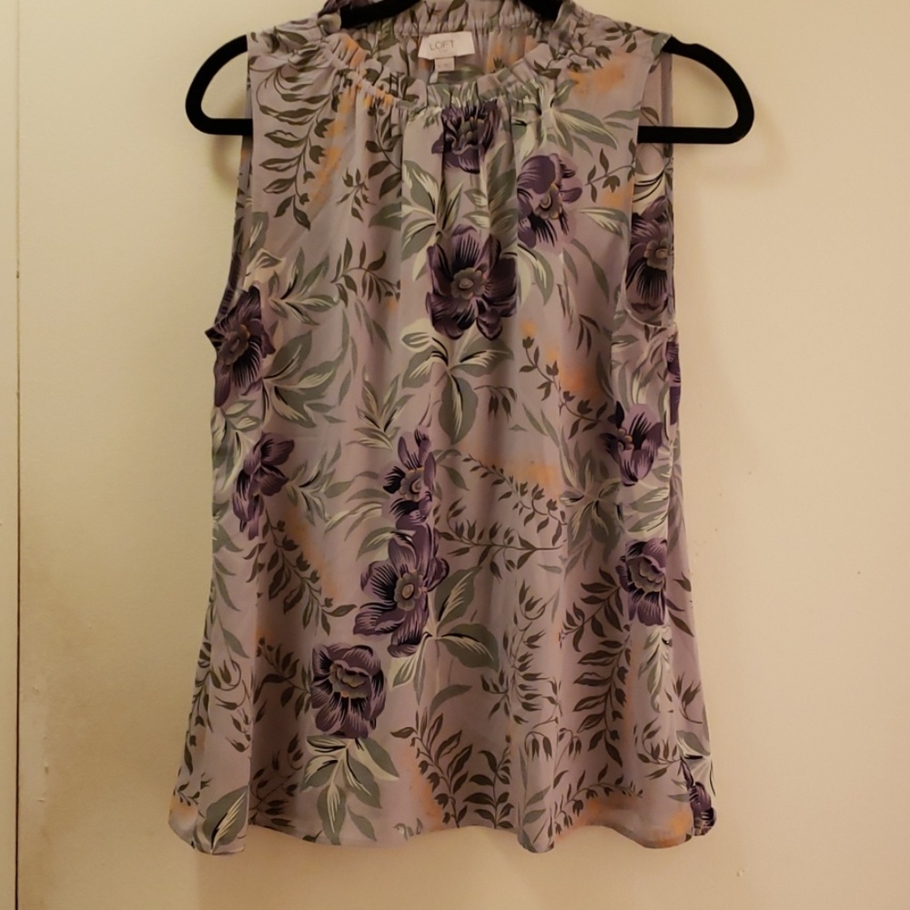 Loft Floral Sleeveless Top Size M